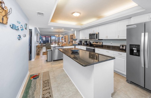 Sanibel Condo | Headline