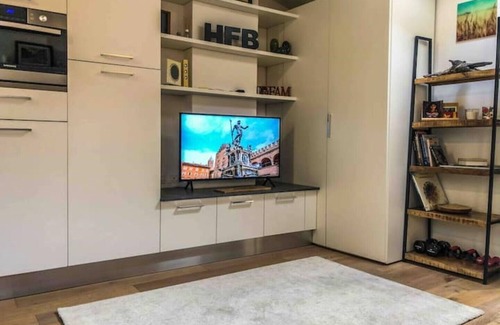 Historic Center Apartment | Healthy Flat Bologna - View of the tower skyline