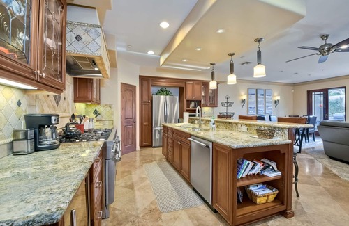 Carlsbad Village Condo | Heart of Carlsbad Village, Too Walk Everywhere!nLuxurious and Private.