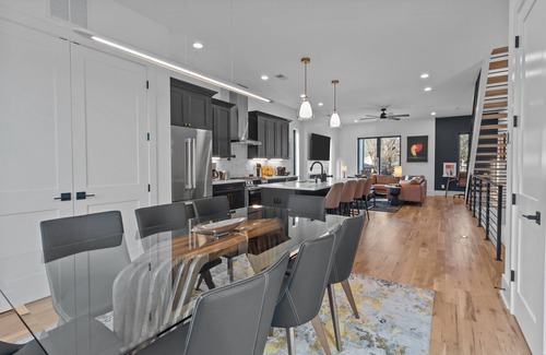 Optimist Park House | Heart of Charlotte luxury 4-bedroom house with AC-Heat and high-speed WiFi
