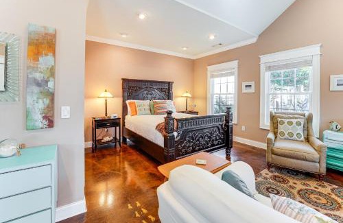 Chickamauga Apartment | Heart of Historic Chickamauga! Chic Studio with Pool