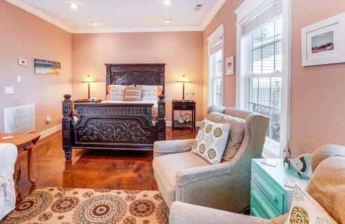 Chickamauga Apartment | Heart of Historic Chickamauga! Chic Studio with Pool