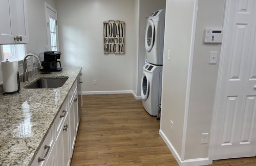 Macon House | Heart of Ingleside Village, 3 bedroom with AC Macon
