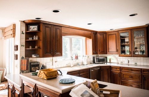 Stowe Area House | Heart of Stowe Home w/2 ensuites, Bonus Rooms, Game Room, Sauna, Fire Pit+
