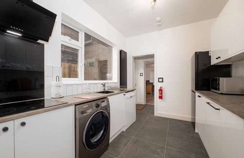 Lincoln House | Heart of the City, beautiful 3 bed 2 bath, sleep 6