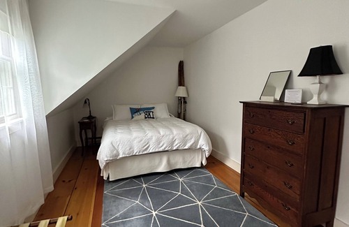 Warren Other | Heart of the Mad River Valley: 5 bed/5 bath, 5 minutes from Sugarbush Resort.