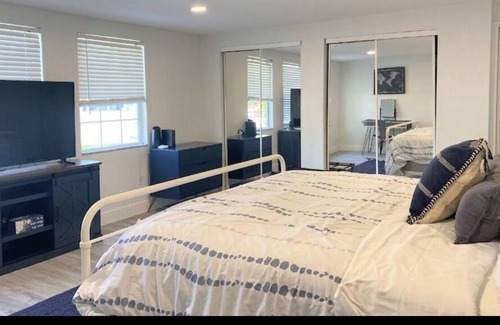 Shore Acres House | Heated in ground saltwater pool, 4BDRM 3 BATH, 2 KING EN SUITES, 2 living rooms