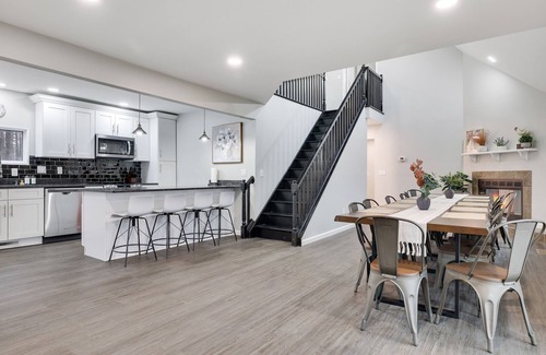 Long Pond House | Heated Indoor Pool! MODERN 6BD/5BA HOUSE!