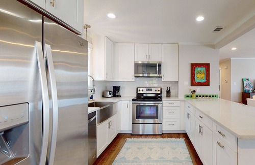 Tybee Island House | Heated Pool Access, Tybee Beach Bungalow