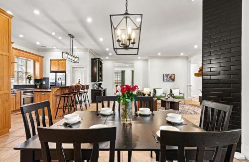 Frankfort House | Heated Pool, Hot Tub, Mini Golf, Theater-Sleeps 28