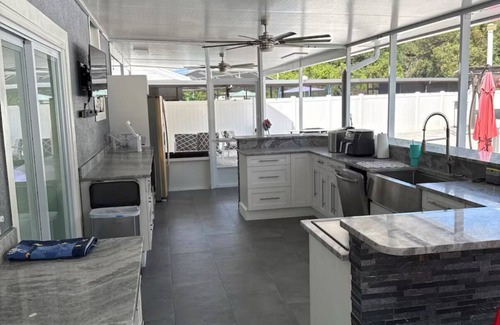 Greater Northdale House | Heated Pool Royale Haven in Tampa n3 bedroom house private resort-style retreat!