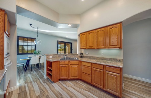 Fairfield Sunrise East House | Heated Pool & Spa /4 BR & 3 BA /Garage /Views