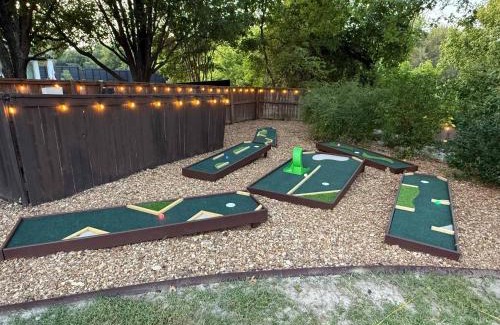 Rockwall Apartment | Heated Pool & Spa Mini Golf Bowling Game Room perfect for family