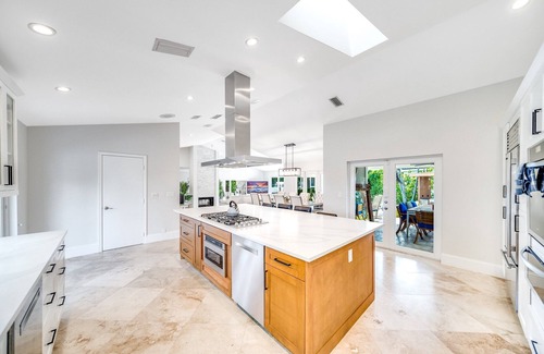 Tropic Isle House | Heated Pool & Waterfront! Close 2 Beach & Avenue!