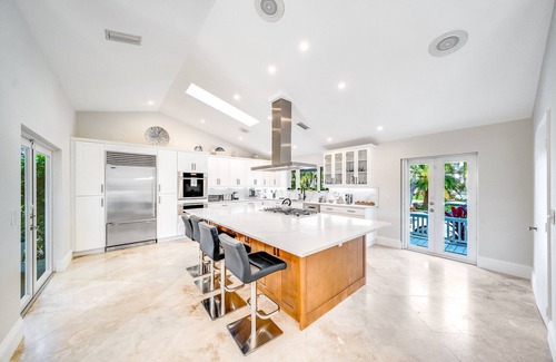 Tropic Isle House | Heated Pool & Waterfront! Close 2 Beach & Avenue!