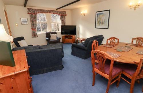 Akeld House | Heatherview