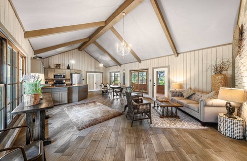 Johnson City Other | Heaven Can't Wait at King River Ranch. Furry Angels Welcome