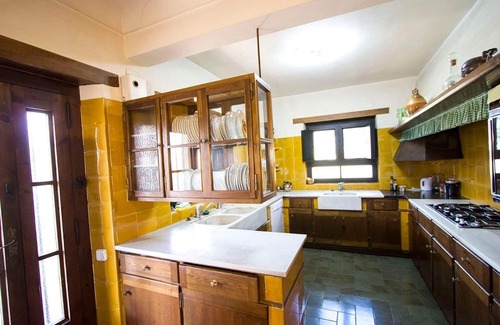 Castellar del Valles Villa | Heavenly Haven for 16 pax - 30km from Barcelona!