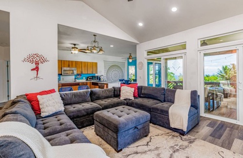 Honomu Apartment | Heavenly Hawaii Retreat Home near Hilo, Ocean & Waterfalls