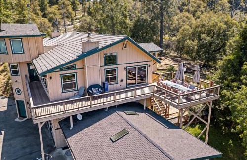 Groveland House | Heavenly Hilltop - 3-Level Home with Game Room home
