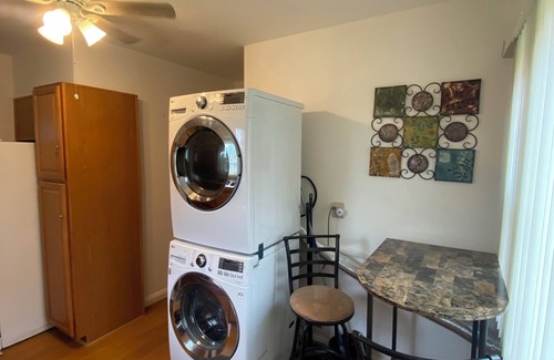 Lochearn House | Heavenly Luxury, Bright & Spacious – Near Downtown - Kitchen- Workspace, Laundry