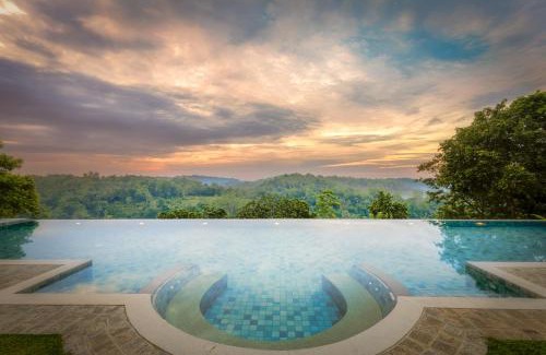 Wanchawala Resort | Heavensa Luxury Villas and Suites by The Clarks