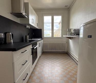 Aunay-sous-Auneau House | Hebergements le Camp d'Auneau - Leboudubout