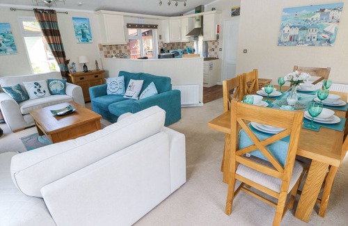 Amroth Cottage | HEDDWCH, pet friendly, luxury holiday cottage in Wisemans Bridge