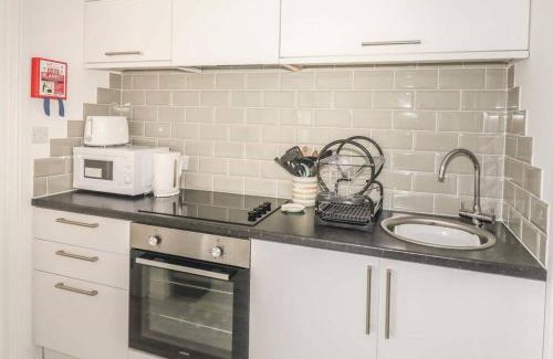 Newquay House | Hegarty's cottage at Trevarrian Lodge