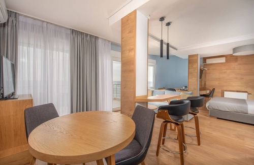 Varia Hotel | Heliotrope Hotels