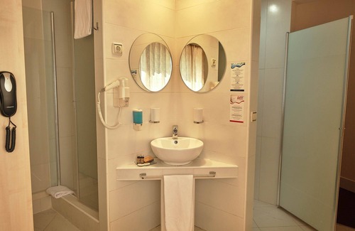 Gara de Nord Hotel | Hello Hotels Bucharest