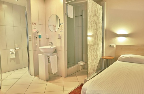 Gara de Nord Hotel | Hello Hotels Bucharest