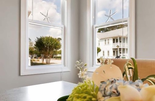 Southport House | Hello Sunshine Townhome