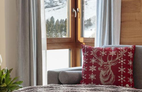 Cervinia Apartment | HelloCHALET - The One - Bootdryer, home theatre with subwoofer, netflix, hydromassage Turkish bath