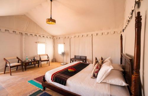 Kanoi Resort | Helsinki Desert Camp