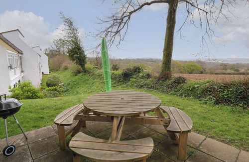 St. Ann's Chapel Cottage | HEMBRY MEADOWS, pet friendly, with pool in Gunnislake