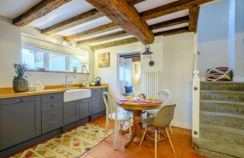 Brancaster House | Hemingford Cottage