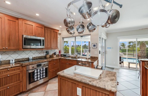 Marco Island House | Hemingway House of Marco Island