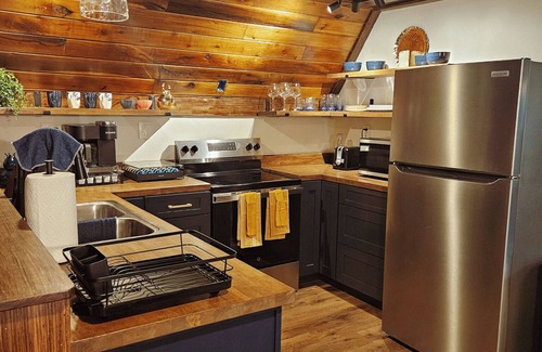 Wellington Cabin | Hemlock & Sapphire