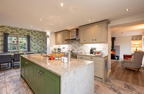 Richmond House | Henry