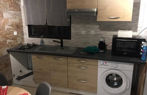 Saint-Andre Apartment | Henry's Residence