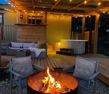 Holsworthy Cabin | Herdsmans Hideaway