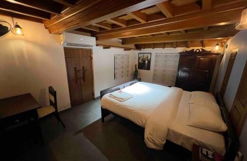 Kochi House | Heritage 3 bedroom cottage in Kochi