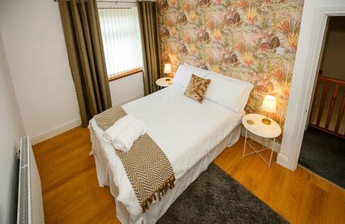 Trehafod House | Heritage Cottage In Stunning Rhondda Valley With Amazing Views By STAE-Homes