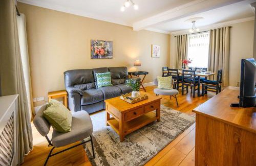Trehafod House | Heritage Cottage In Stunning Rhondda Valley With Amazing Views By STAE-Homes