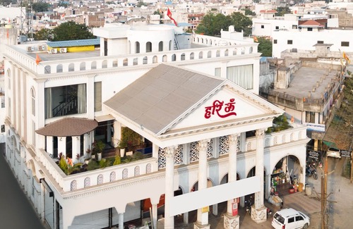 Malabar Hill Apartment | Heritage Homestays