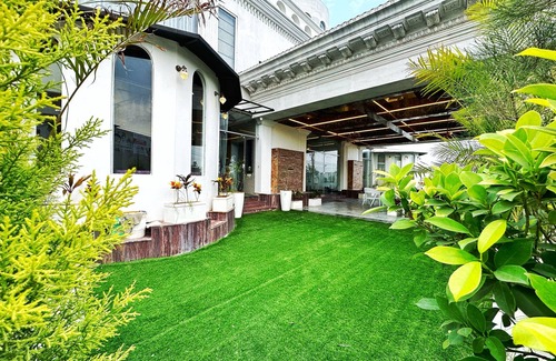 Malabar Hill Apartment | Heritage Homestays