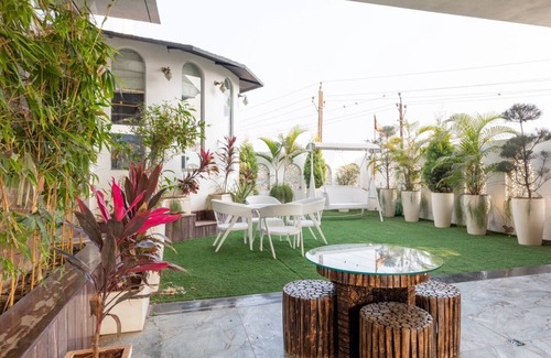 Malabar Hill Apartment | Heritage Homestays