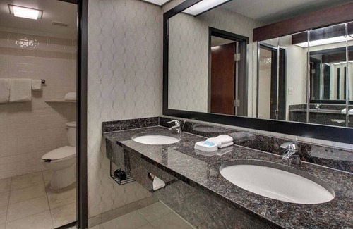 Sugar Land Hotel | Heritage Inn Suites Houston/Sugar Land, Trademark by Wyndham