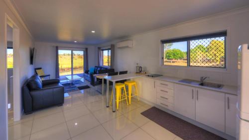 Richmond Hill Hotel | Heritage Lodge Motel